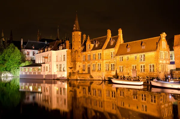 Nacht stadsgezicht — Stockfoto