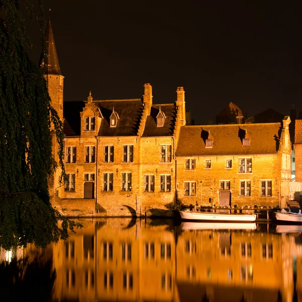 Night cityscape — Stock Photo, Image