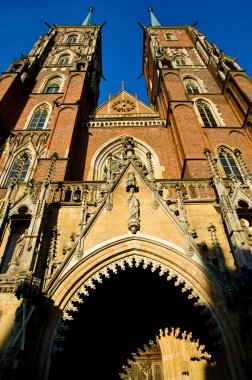 katedral kilise