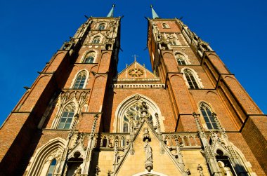 katedral kilise