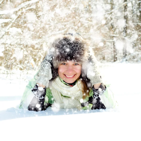 Mulher no inverno — Fotografia de Stock