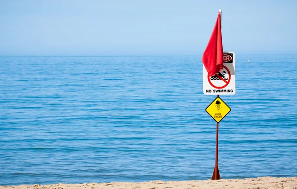 Jelly fish warning sign — Stock Photo, Image