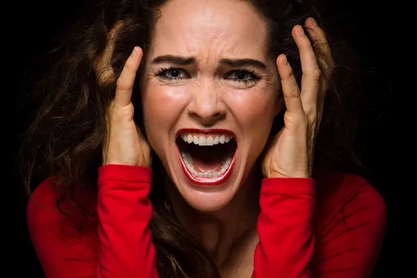 Naštvaný, zoufalá žena křičela — Stock fotografie
