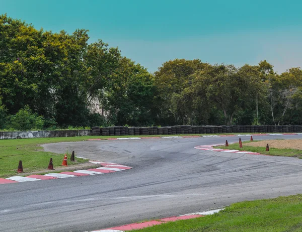 Race track eğrisi