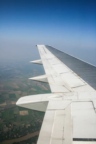 Samolot latający — Zdjęcie stockowe