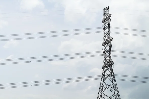 Torre de transmisión de potencia — Foto de Stock