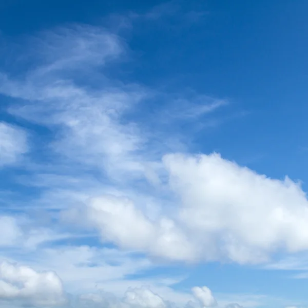 Cielo blu sfondo — Foto Stock