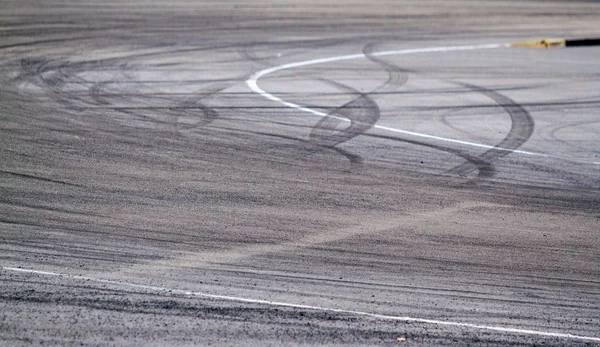 Tire marks on road track — Stock Photo, Image