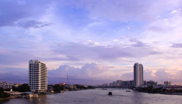 Río en Bangkok ciudad —  Fotos de Stock