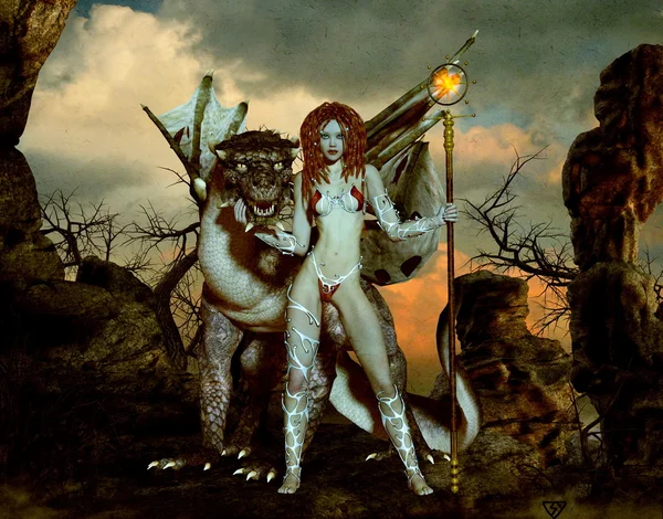 Красавица Лиз, стоящая рядом со своим драгоном на фоне фантазии — стоковое фото