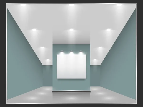 Beyaz çerçeveli duvar tarafından projektörler aydınlatılmış, sergi salonu