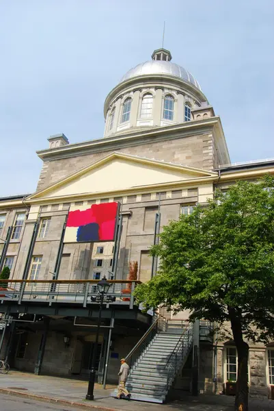 Downtown Montreal, e o Mercado Bonsecours no Canadá — Fotografia de Stock