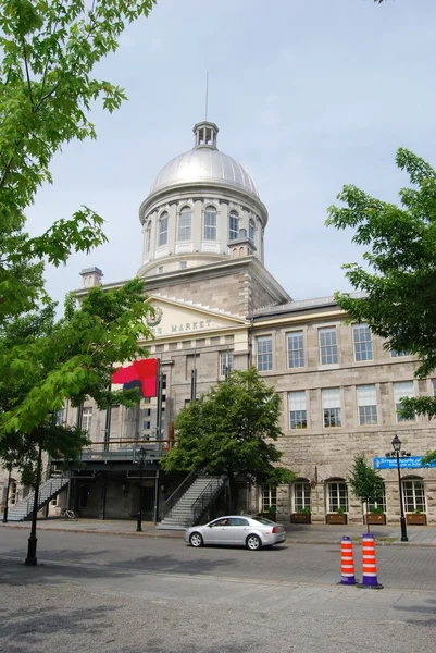 El centro de Montreal y el mercado de Bonsecours en Canadá — Foto de Stock