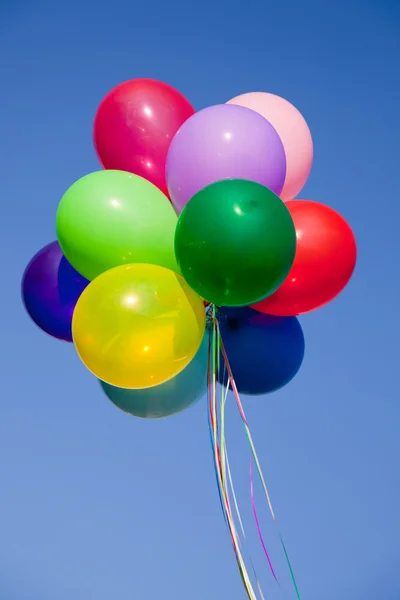 Kleurrijke ballonnen — Stockfoto