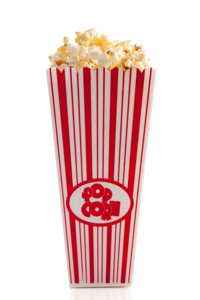 Film popcorn op wit — Stockfoto