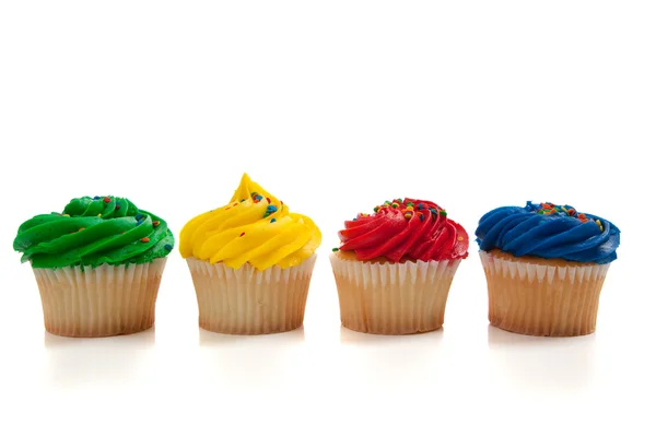 Regenbogenfarbene Cupcakes — Stockfoto