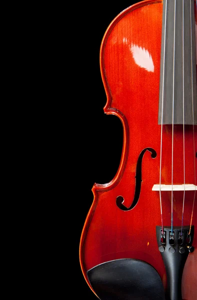 Vista parziale di un violino su un nero — Foto Stock