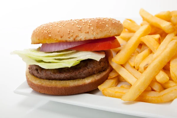 Hamburger und Pommes — Stockfoto