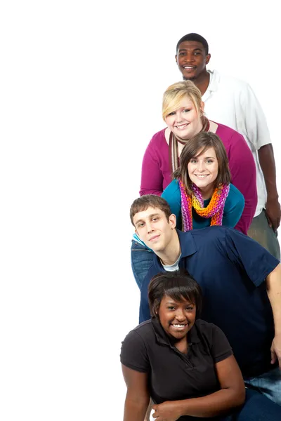 Multi-rasové vysokoškoláků na bílém pozadí — Stock fotografie