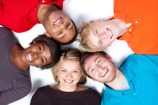 Nahaufnahmen von multirassischen College-Studenten — Stockfoto