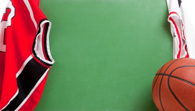 Basketbol koçun kara tahta formaları ile