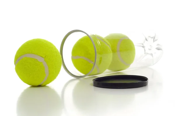 Nya tennisbollar — Stockfoto