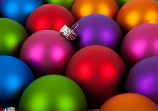 Multi-barevné vánoční ozdoba — Stock fotografie