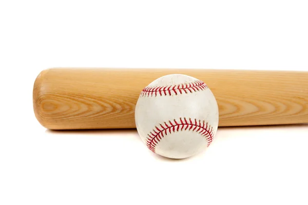 Beyzbol ve beyaz tahta sopa — Stok fotoğraf