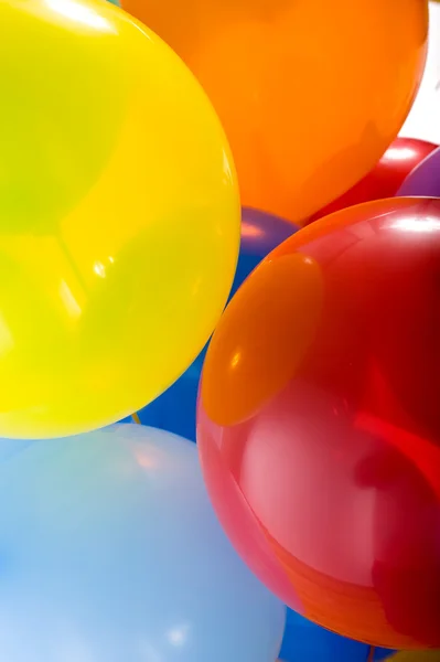 Party-Luftballons auf weiß — Stockfoto