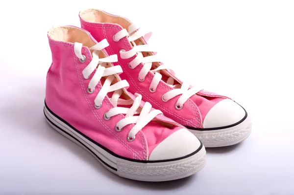 粉红色的篮球鞋 — 图库照片