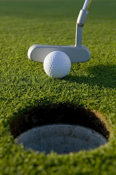 Golf Putt — Zdjęcie stockowe