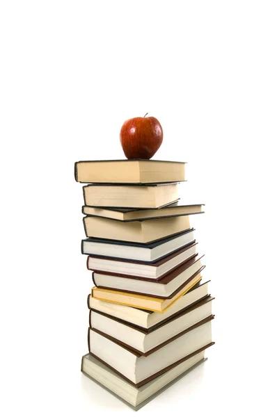 Bücher und Apfel — Stockfoto