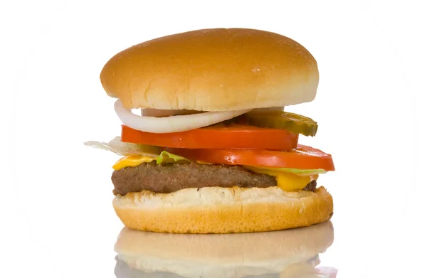 Hamburger auf Weiß — Stockfoto