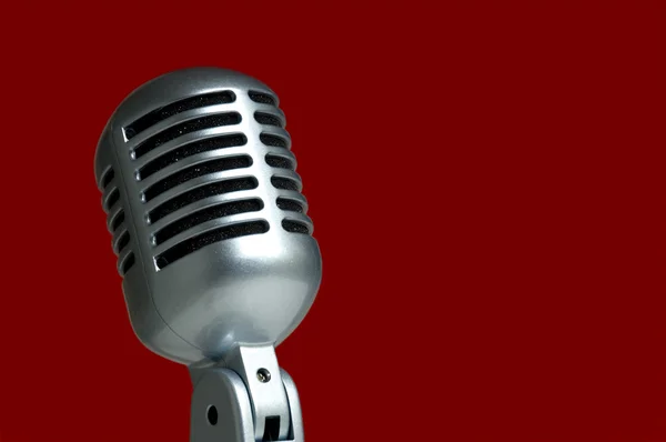 Microphone sur rouge — Photo