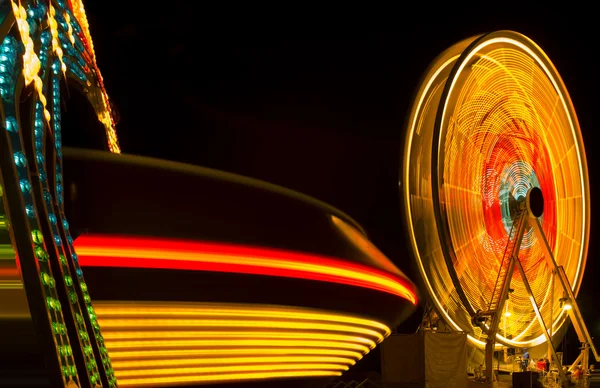 Carnaval rijdt - eerlijke — Stockfoto