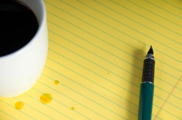 Kahve ve not defteri — Stok fotoğraf