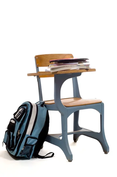 Empty School Desk with supplies — Stock Photo, Image