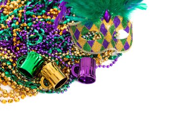 Mardi gras boncuk kopya alanı ile beyaz zemin üzerine