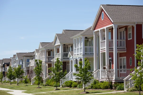 A row of brightly painted houses — Stock Photo, Image