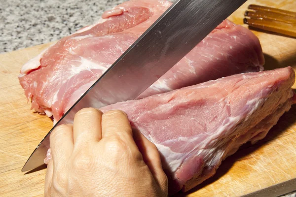 Cutting meat — Stock Photo, Image