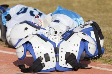 Göğüs koruyucular