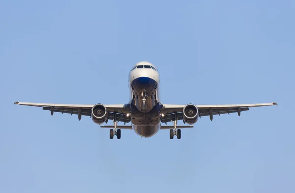 Atterraggio aereo — Foto Stock