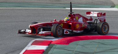 catalunya pistinde test gün formülü bir takım