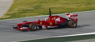 catalunya pistinde test gün formülü bir takım