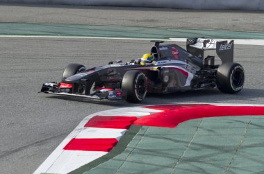 catalunya pistinde test gün formülü bir takım