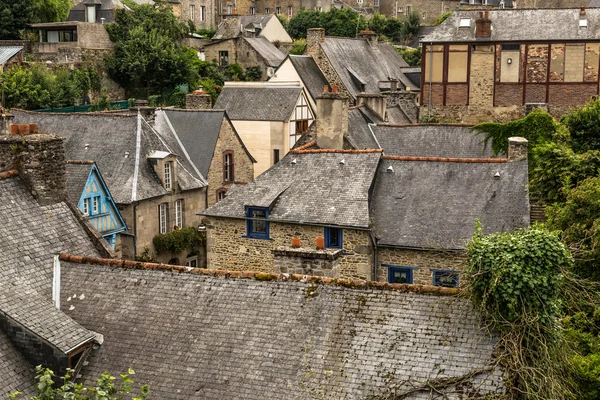Stad van dinan, Bretagne, Frankrijk — Stockfoto