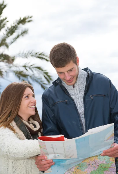 Ein paar Touristen — Stockfoto