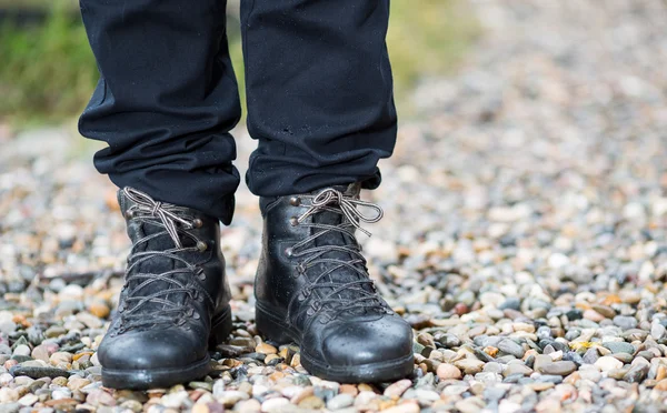 Gå på regn — Stockfoto