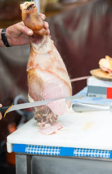 Cut ham — Stock Photo, Image