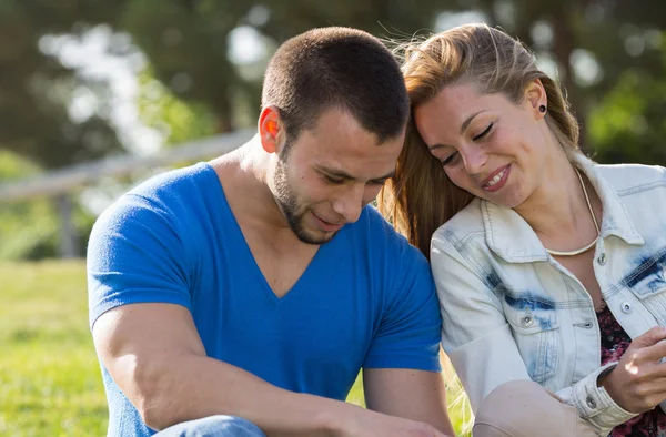 Dating couples — Stock Photo, Image